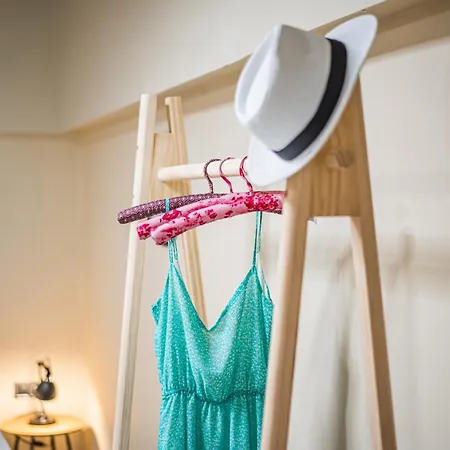 فندق Pefkon أفيتوس